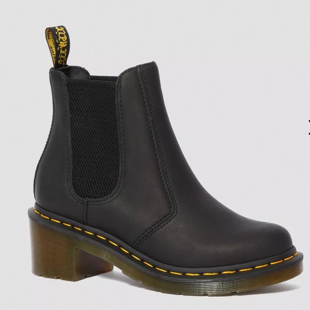 Dr. Marten’s CADENCE GREASY HEELED CHELSEA BOOTS WOMENS SIZE 6